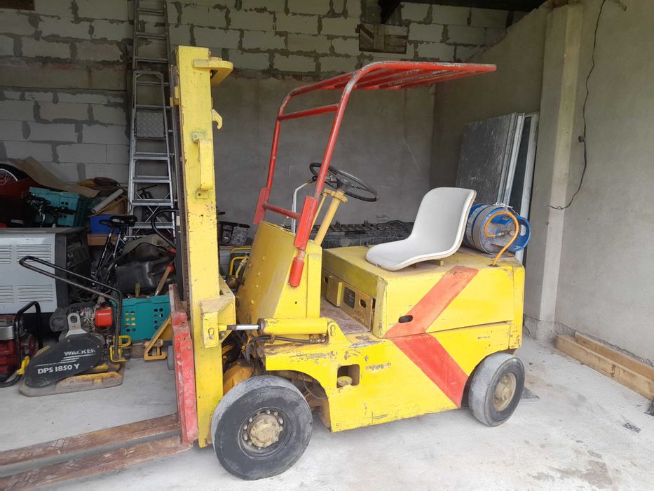 Wózek widłowy Widlak Komatsu TC 13 R LPG Sztapler