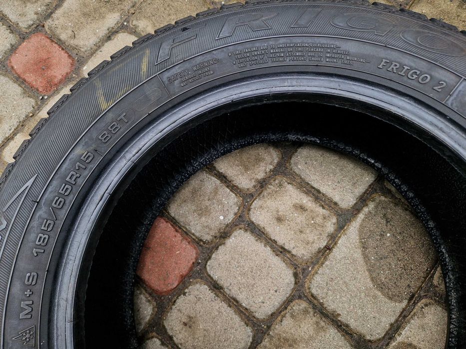 Склад шин 185/65R15 Debica Frigo 2 Шини/Колеса/Зима