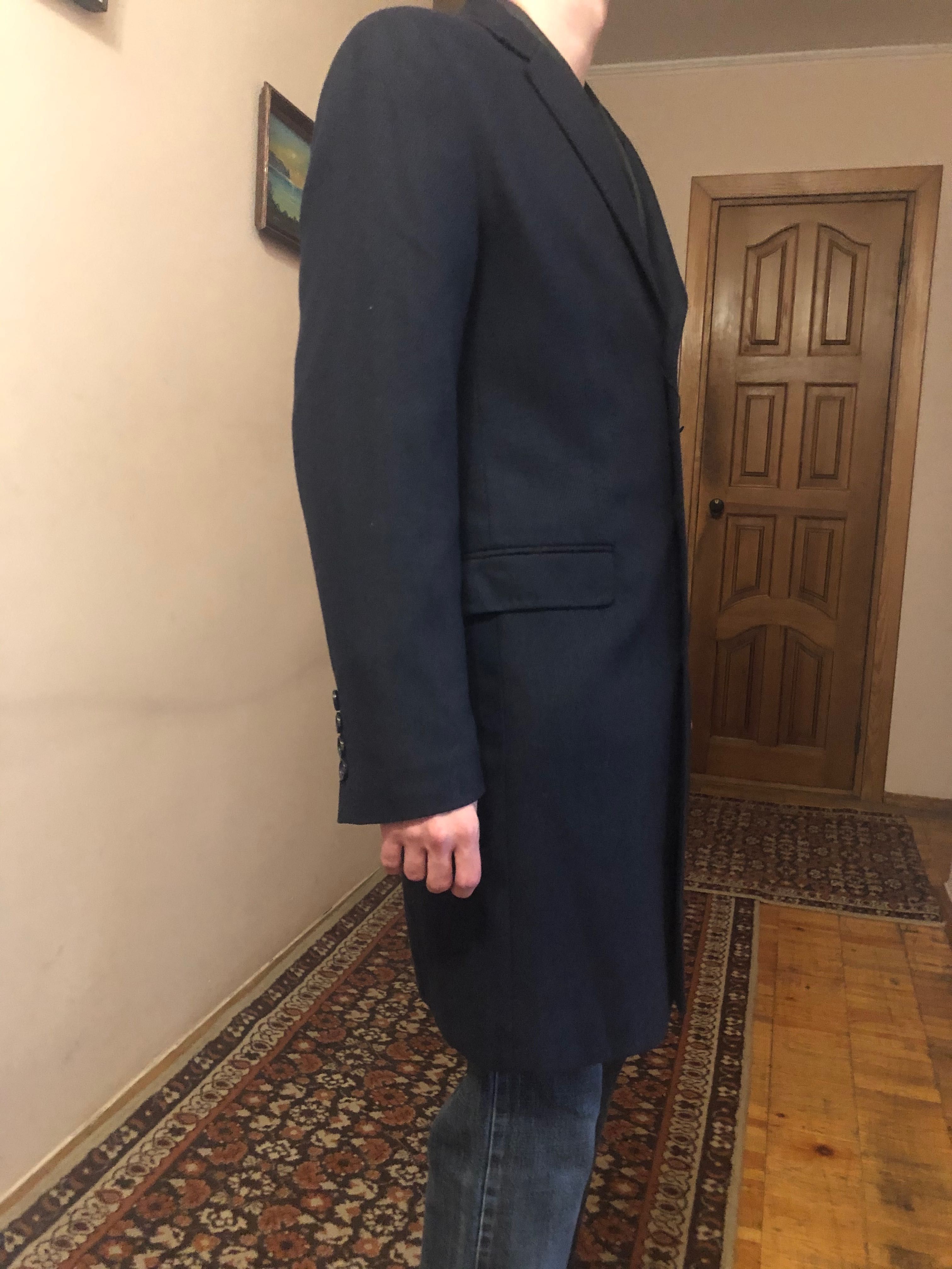 Продам новое мужское пальто Arber
