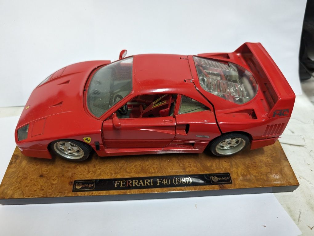 Miniatura Ferrari F40