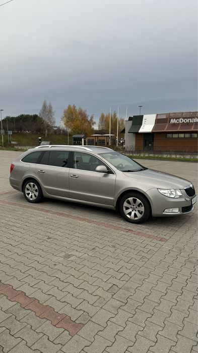 Skoda superb 2012 skóry , 1 wlasciciel