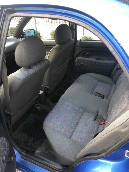 Продам Мазда 121