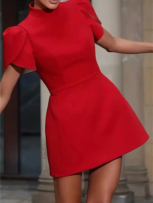 Елегантна красная міні сукня для дівчат , дуже стильна