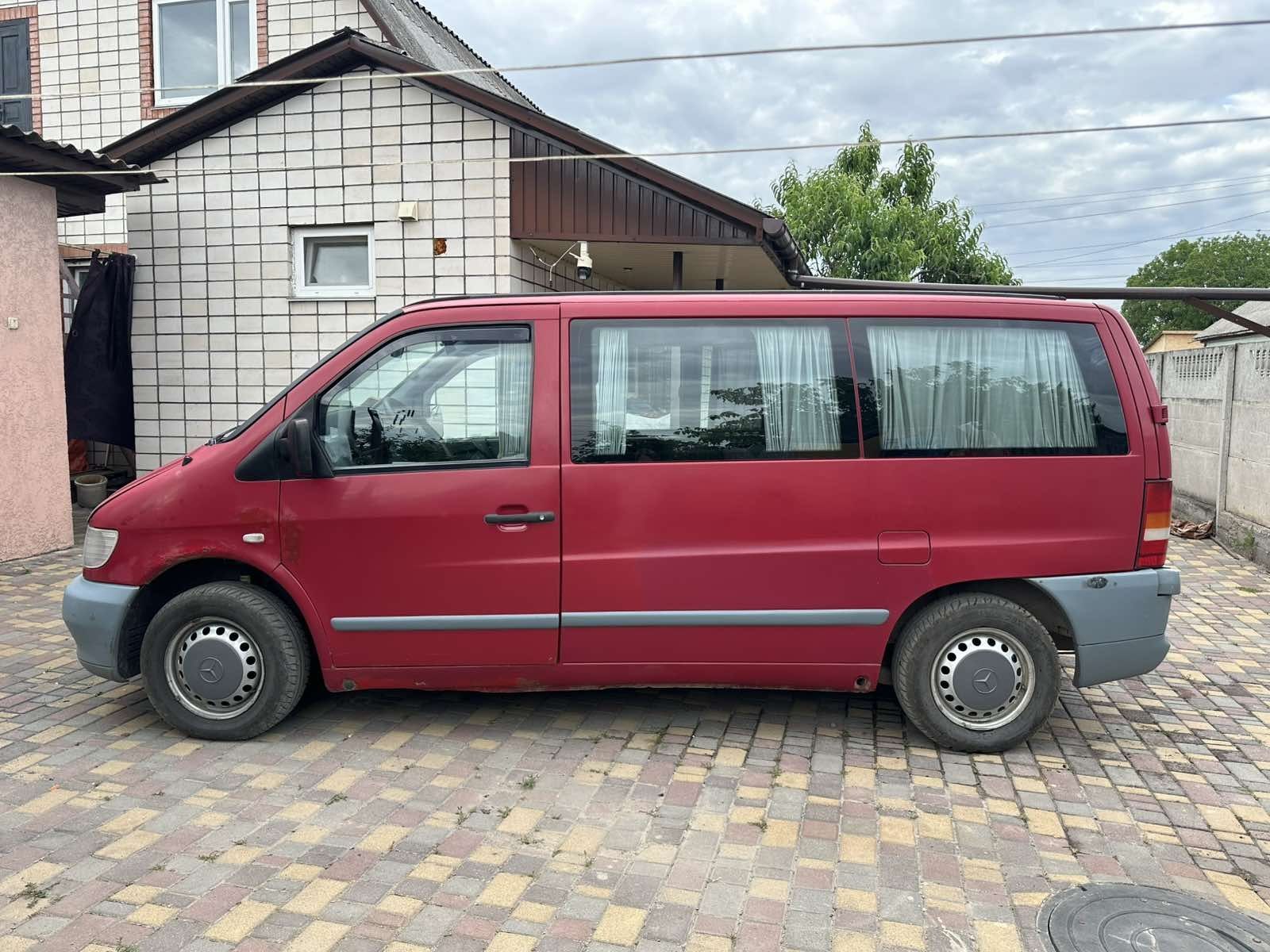 Мерседес Віто 2003год. Пасажир 8+1