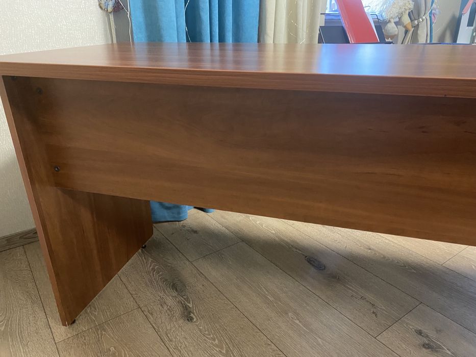 Стіл письмовий для двох учнів від Меркс