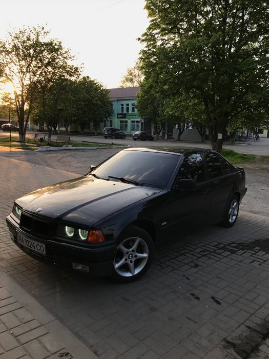 Продаю Бмв е36 в нормальному стані