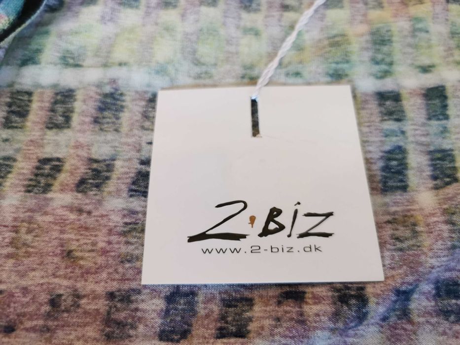 Narzutka damska z zasuwakiem - rozmiar XXL