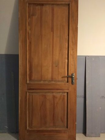 Межкомнатные деревянные двери - 800 грн.