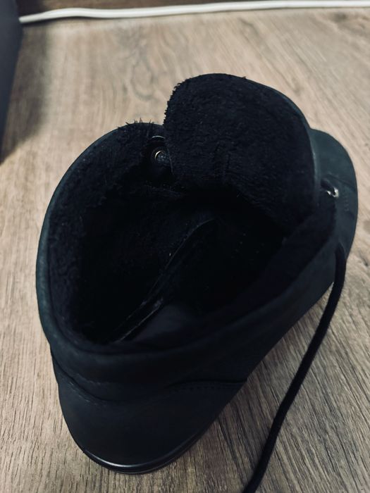 Утеплені черевики ECCO, 37р,кеди Nike, 38 р