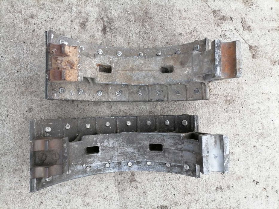 Тормозные колодки зил 130 задние.