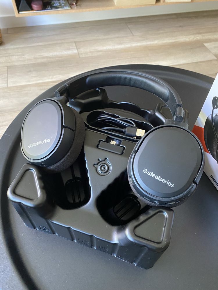 Steelseries Arctis 1 sluchawki bezprzewodowe
