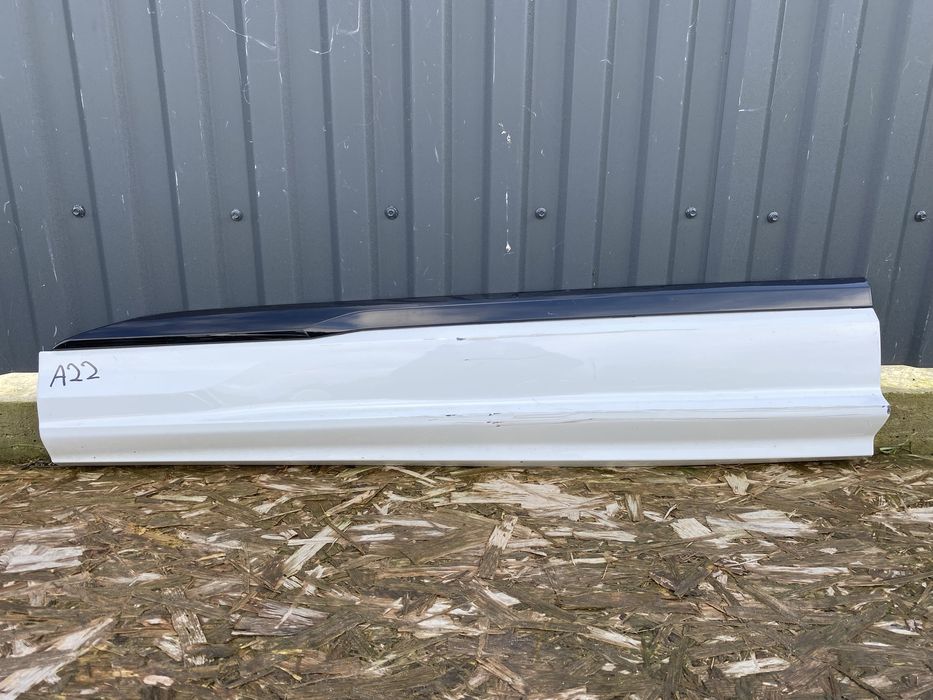 Накладка дверей передня ліва Audi Q7 II