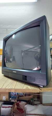 TV Samsung de 38 " - modelo CB-5051 A