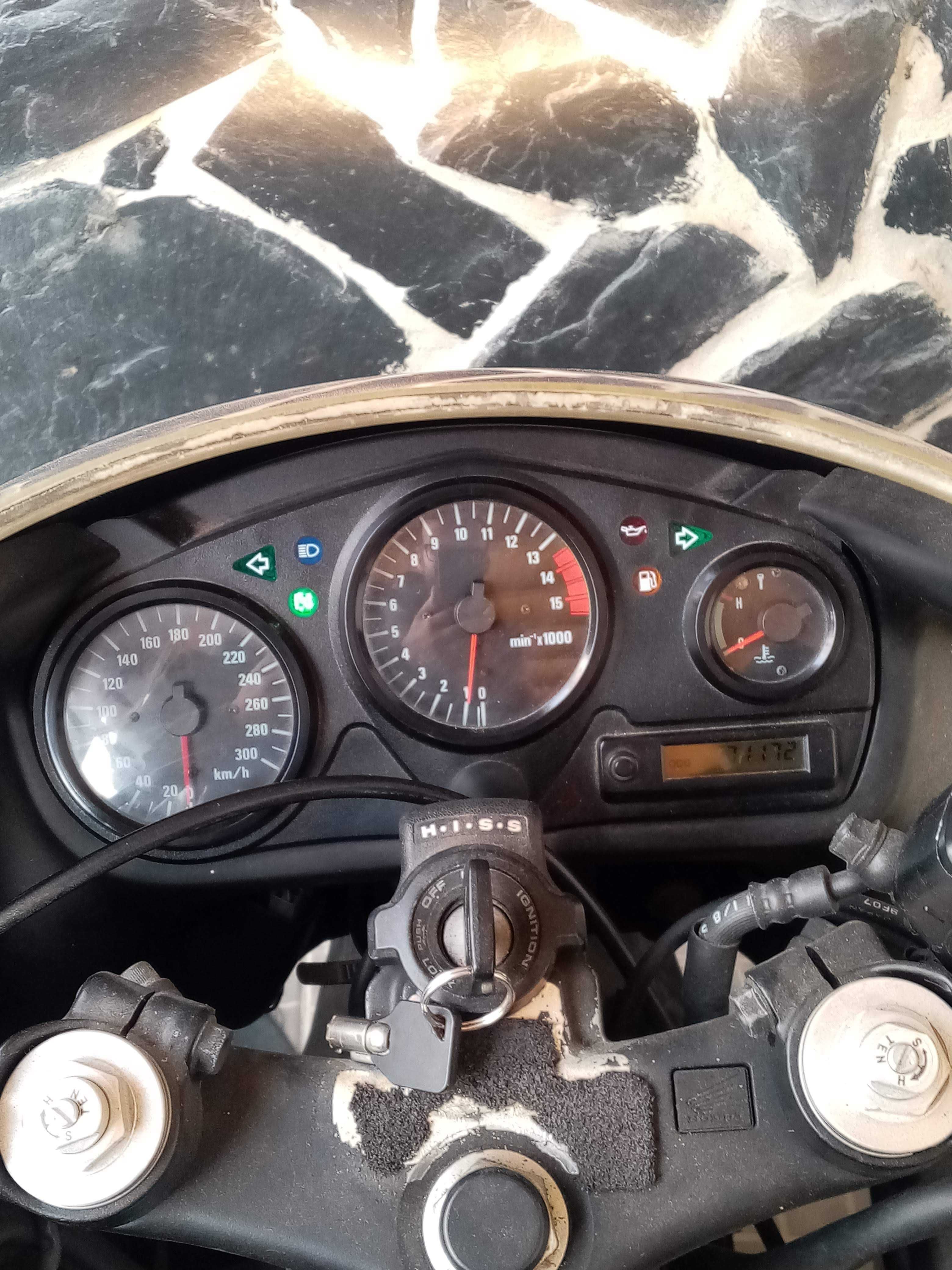 Moto Honda CBR 600F