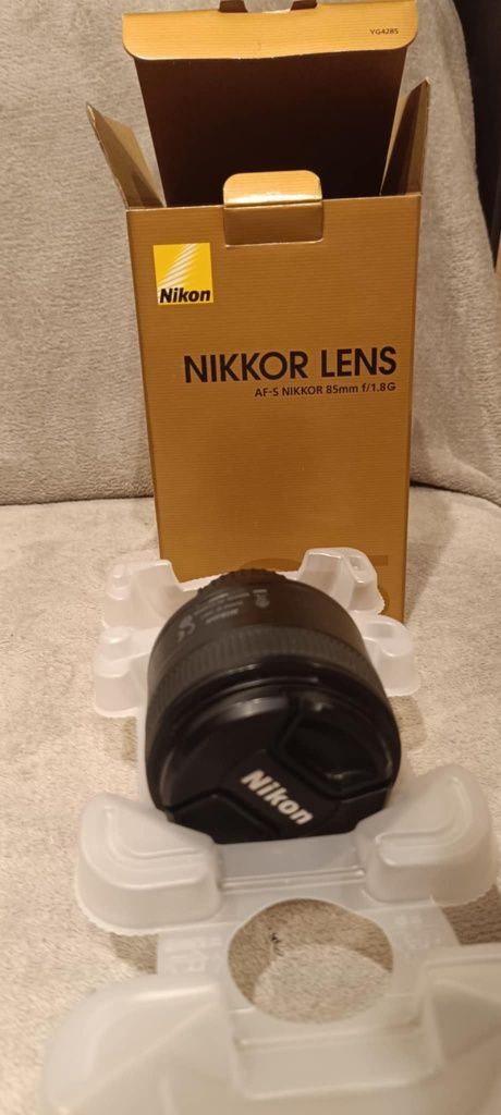 Nikon D7500 z obiektywami i dodatkami