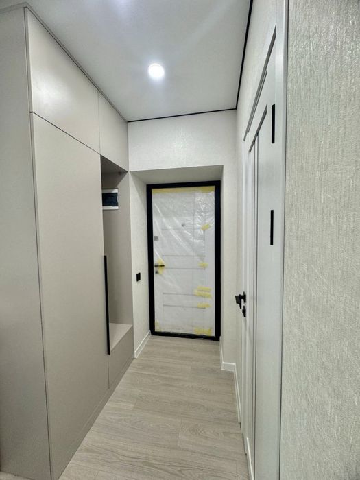 Продам євродвокімнатну квартиру в новобудові Птичка гидропарк