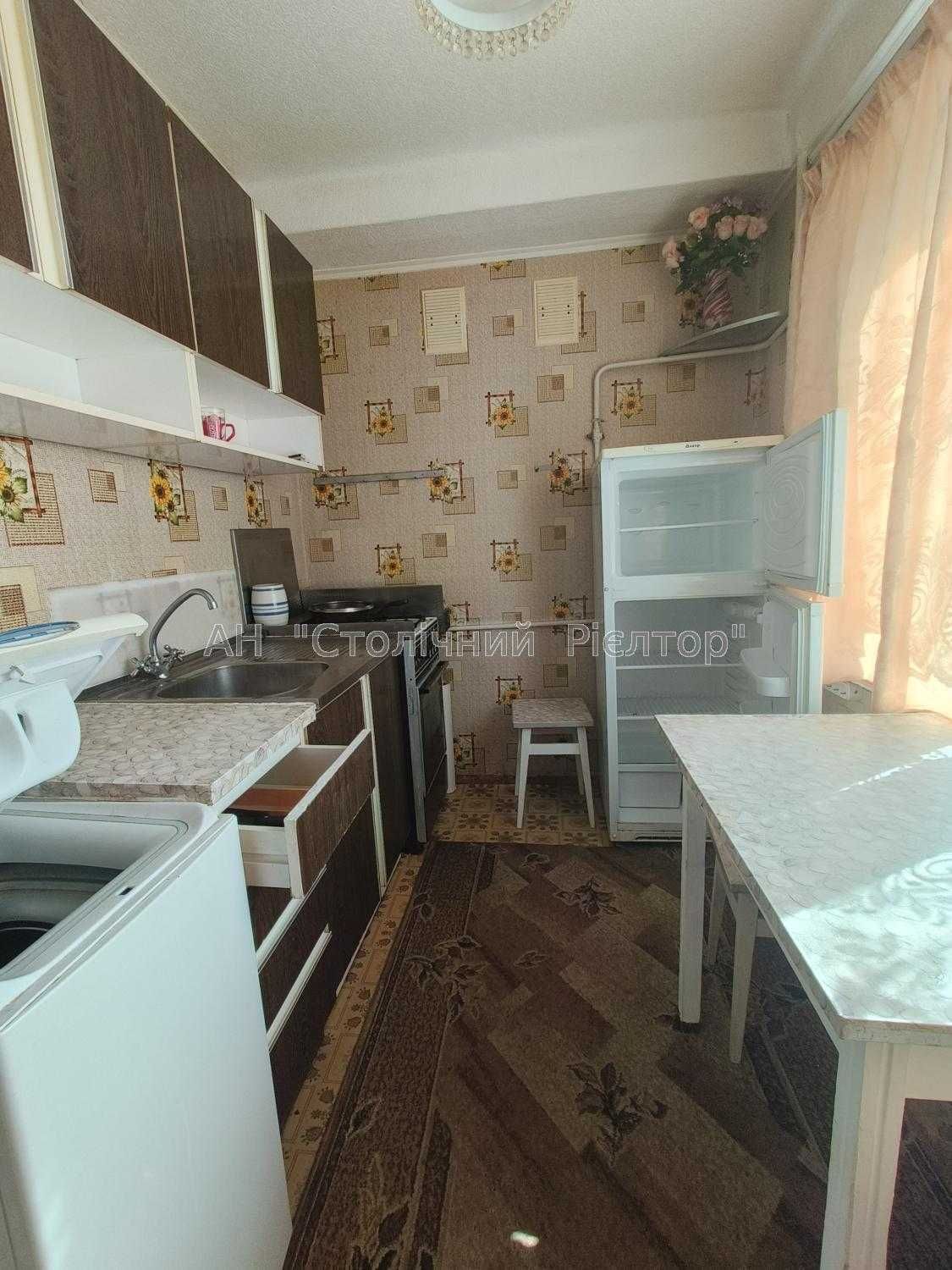 Продаж 2-к квартири в 5-хв. від м.Дарниця. Дарницький бульвар.