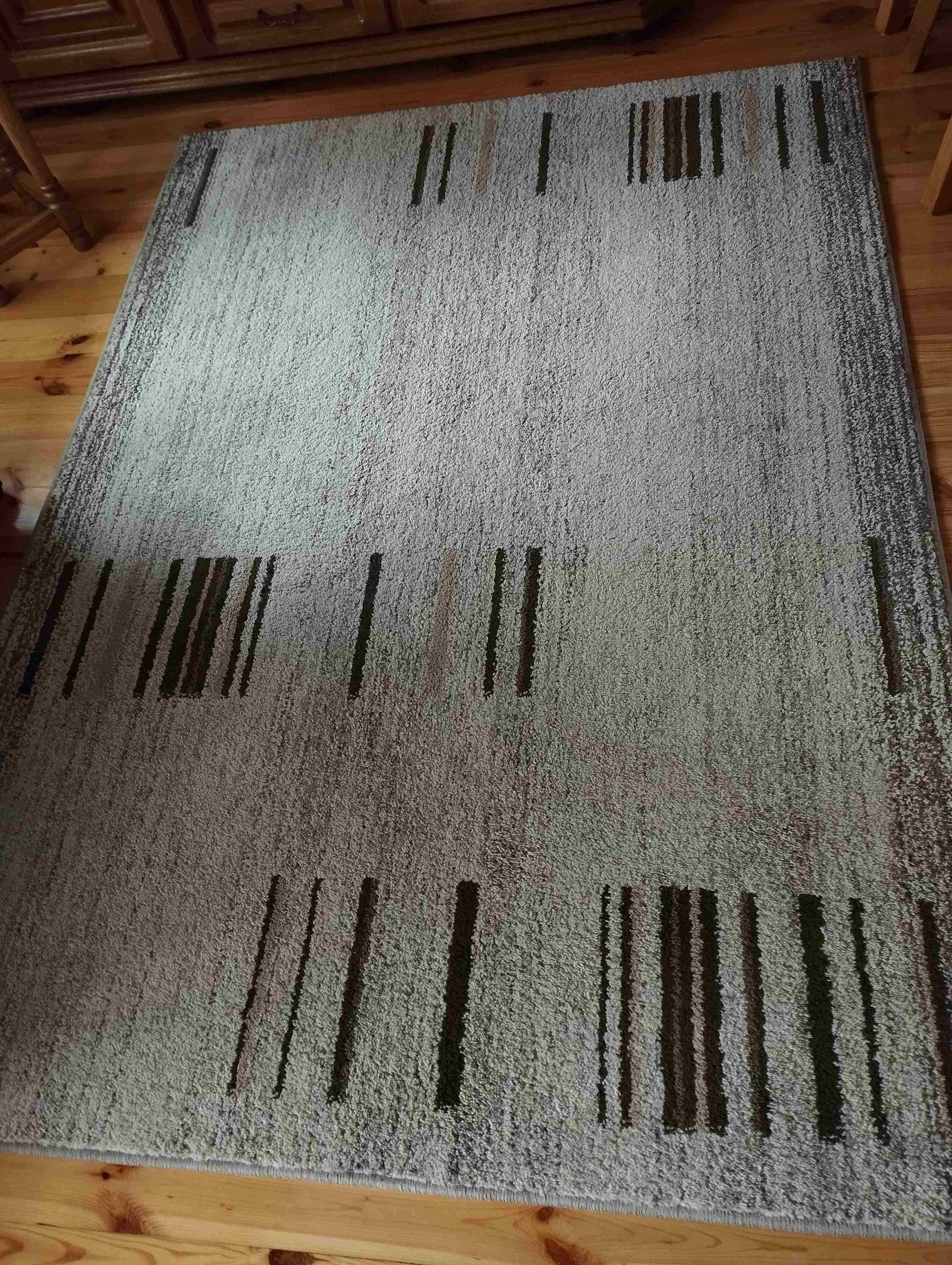 Dywan, odcienie beżu i brązu 190x135cm
