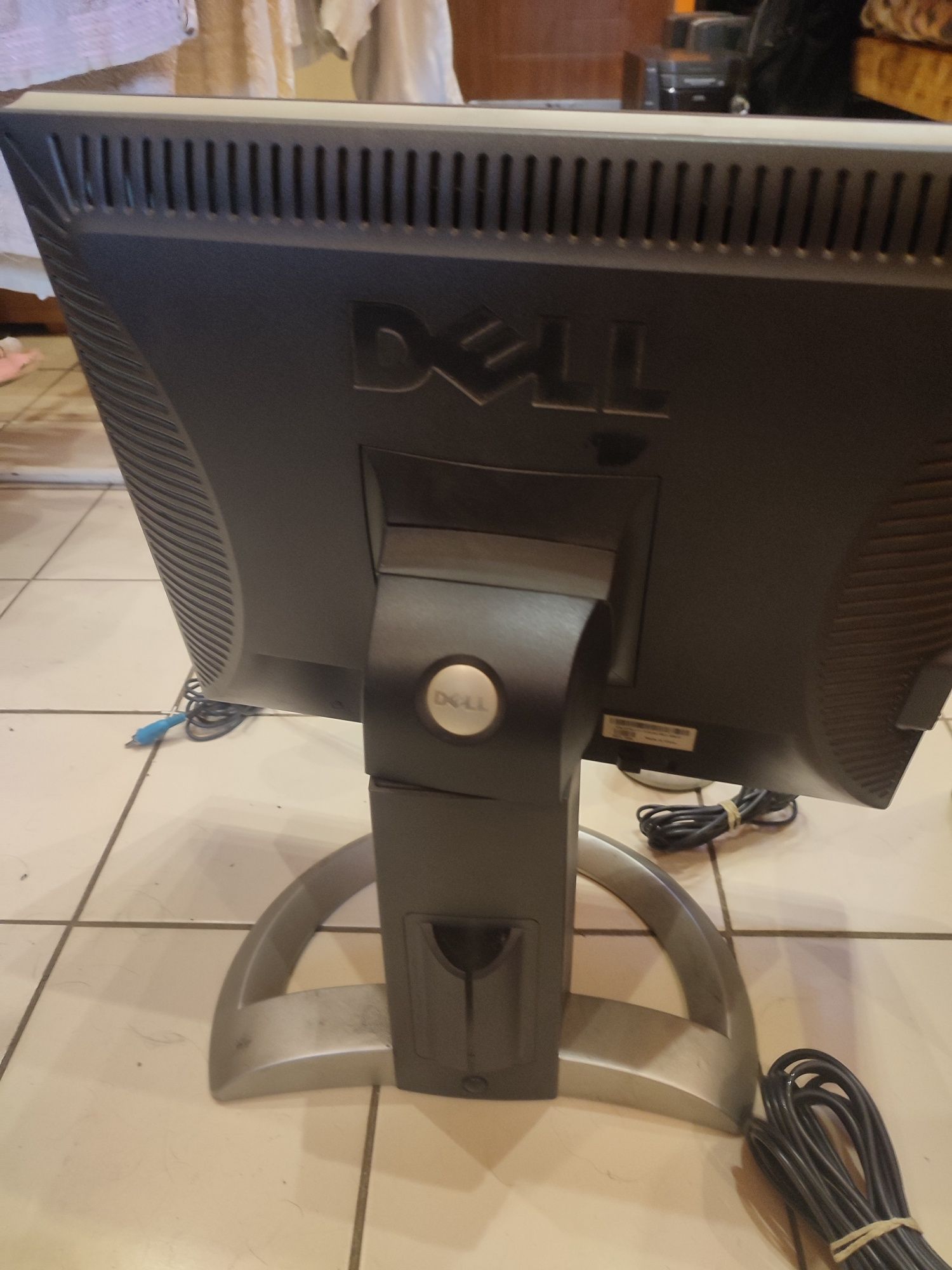 Monitor 15 cali zestaw