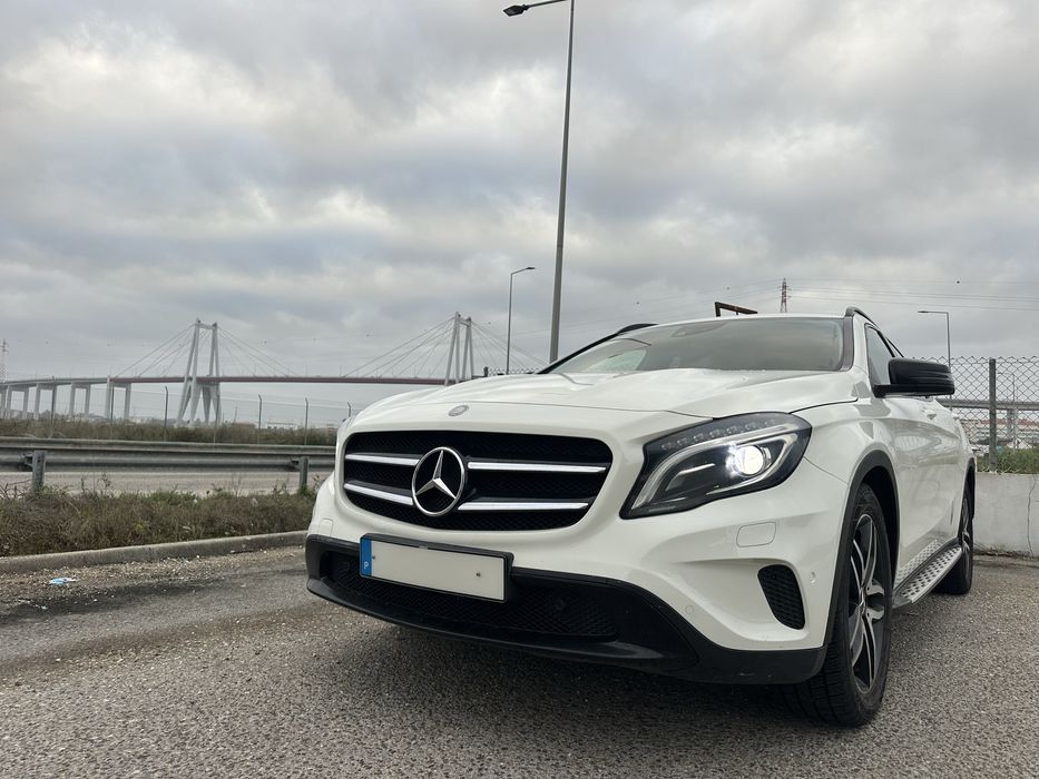 Mercedes-Benz GLA200 AMG Aceito Retoma