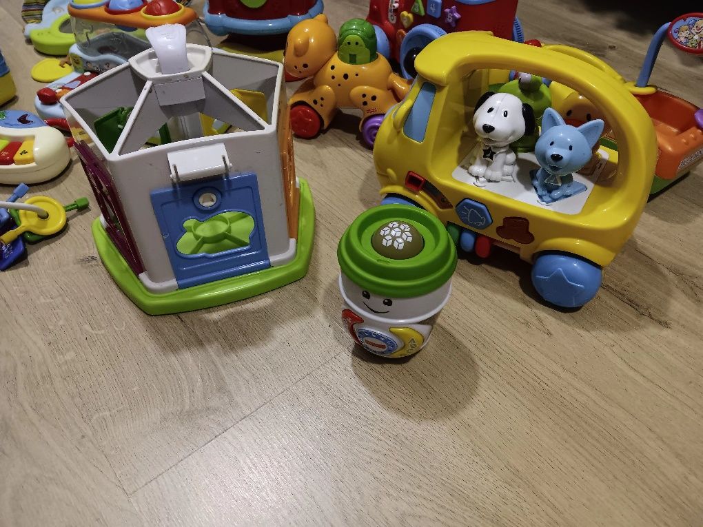 Zabawki 11 elementów Fisher price i inne