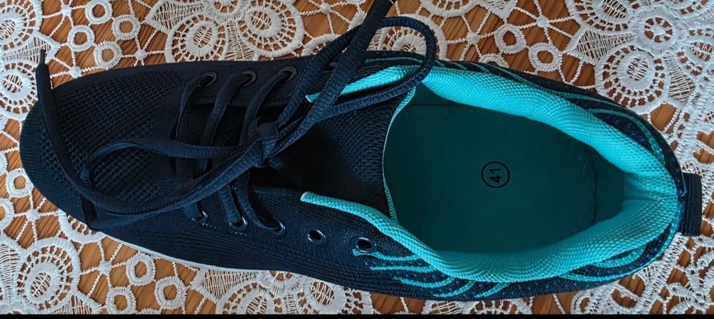 Nowe granatowe damskie sneakersy rozm.41 wkładka 26,7 cm