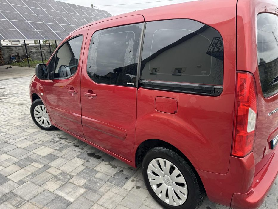 Citroen Berlingo original pass 2011