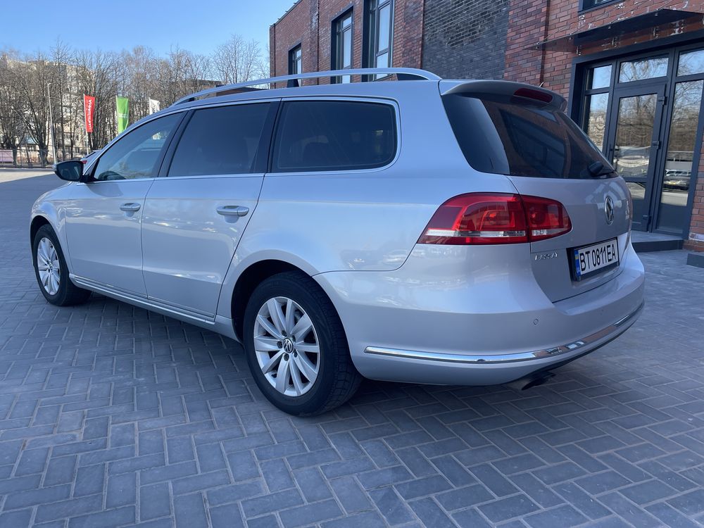 Volkswagen Passat B7 автомат (ОБМЕН)