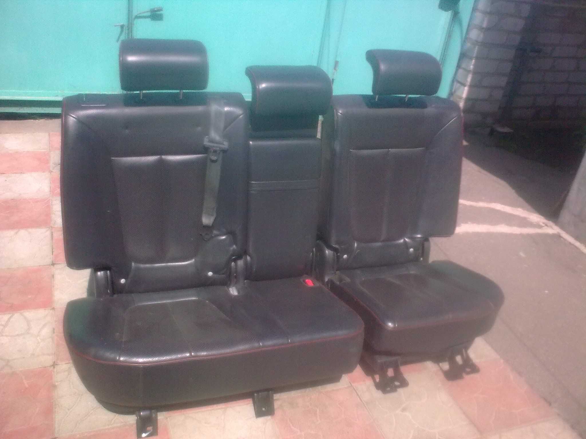 Продам сидения для легковых и автобусов
