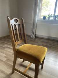 Dębowe krzesła