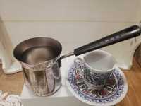 Turecka filiżanka i tygielek do parzenia kawy
