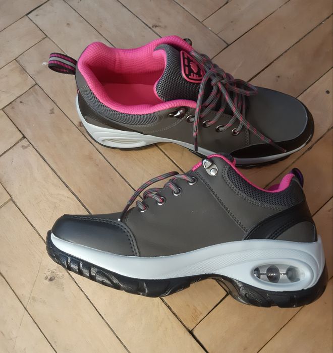 Кросівки 38 розмір