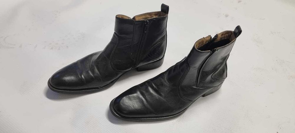 Buty męskie Botki czarne krótkie rozmiar 42