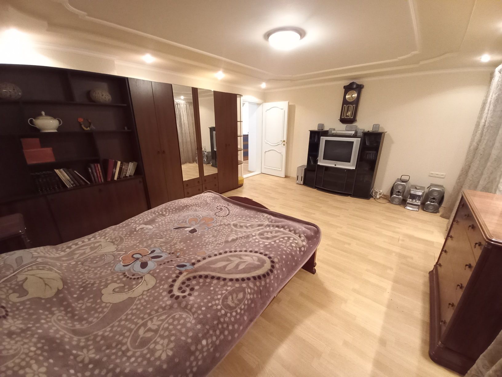 Сдам 3 к квартиру Центр