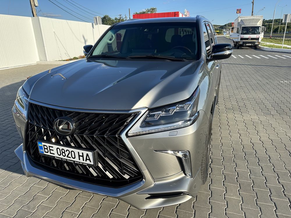 Продам LEXUS LX570