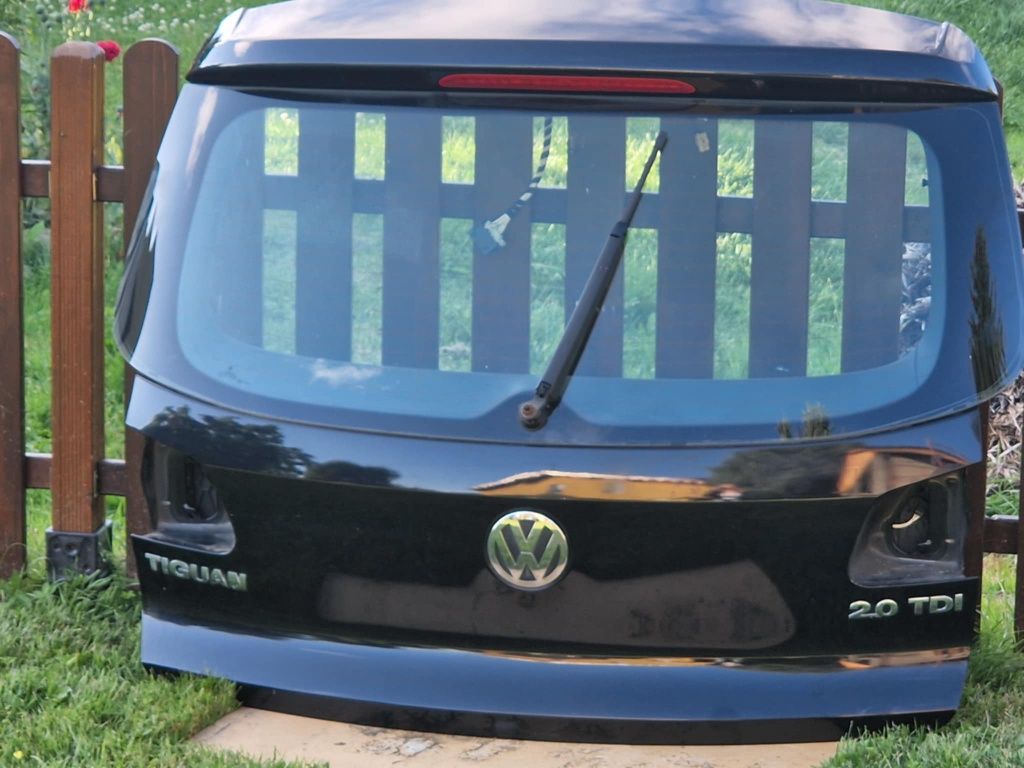 Klapa tył Tiguan I lc9x