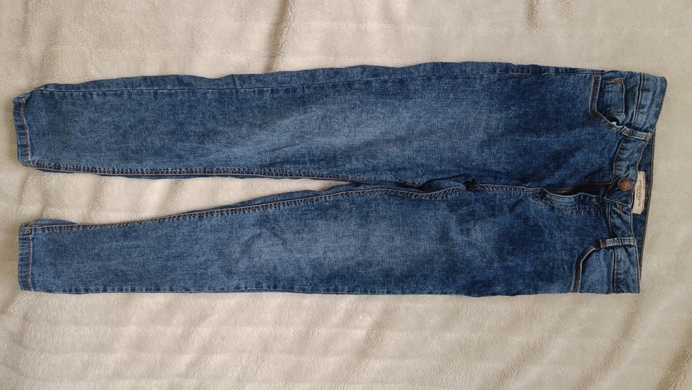 Bershka jeansy z wysokim stanem rurki dopasowane S 36