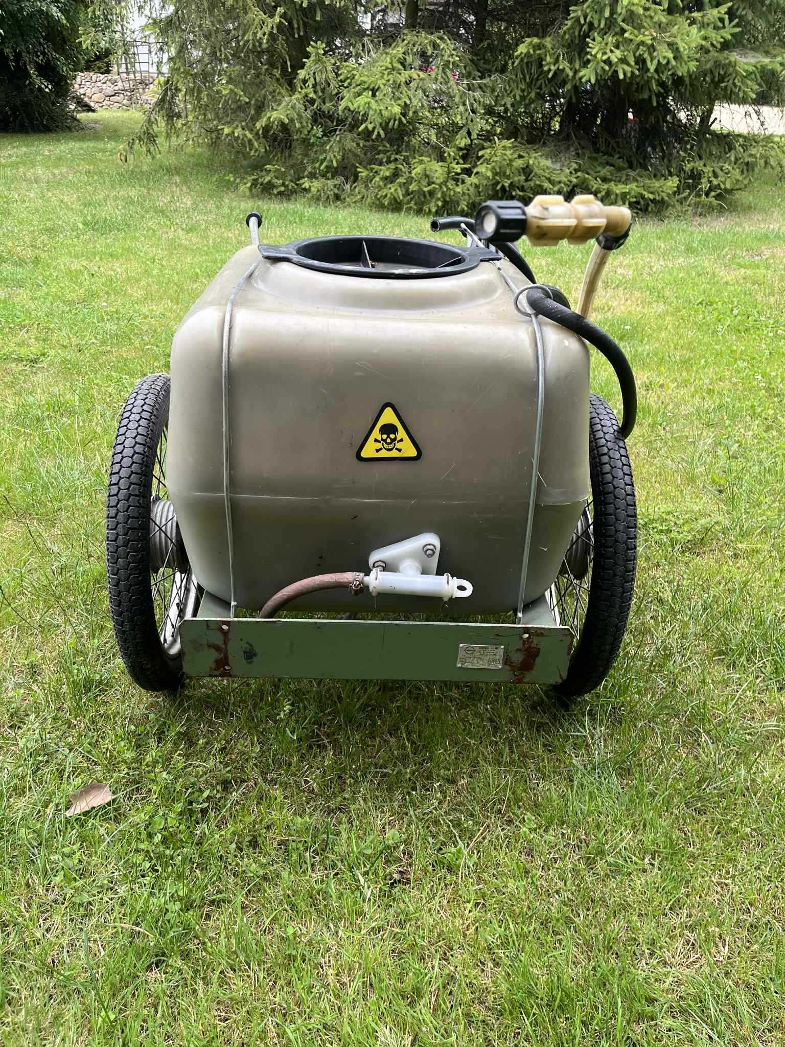 Opryskiwacz spalinowy taczkowy PILMET PO54/0 100L
