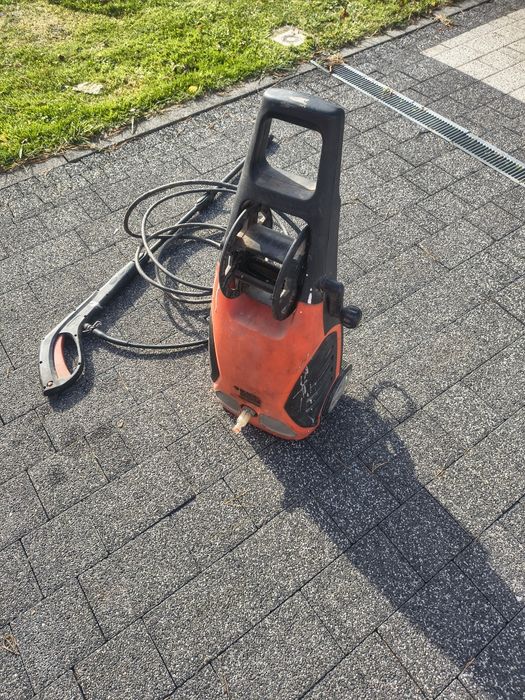 Myjka ciśnieniowa Black decker 1700SPM plus