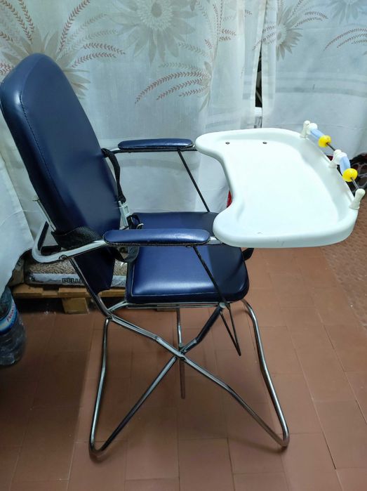 Cadeira de refeição para criança