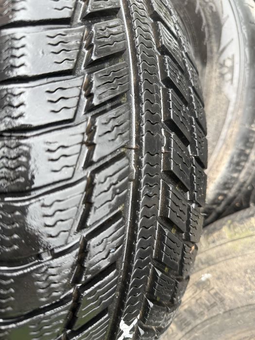 2x Opona zimowa 195/60 R 16 C Syron Everest 1