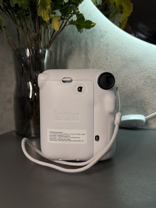 продам instax 12 mini