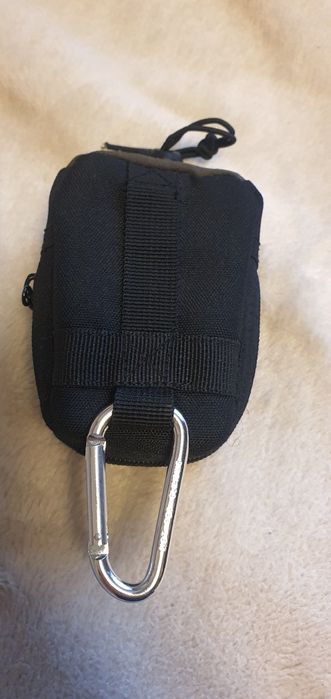 Nowy futerał Hama 10x7x4