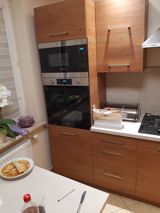 Złota rączka montaż mebli składanie skręcanie Układanie paneli Stolarz