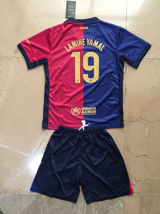 Odzież sportowa dla dzieci #19 FC Barcelonawyjazdowa NK 26