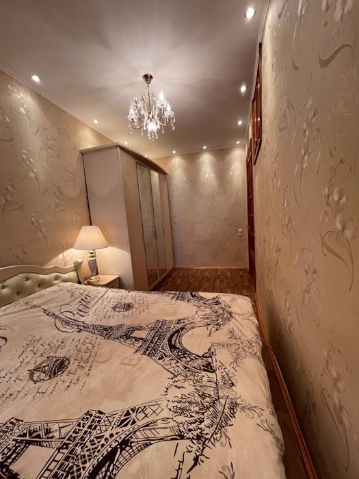 Продаю 2 комнатную квартиру, Херсонское Ш, Строителей   ID-1113