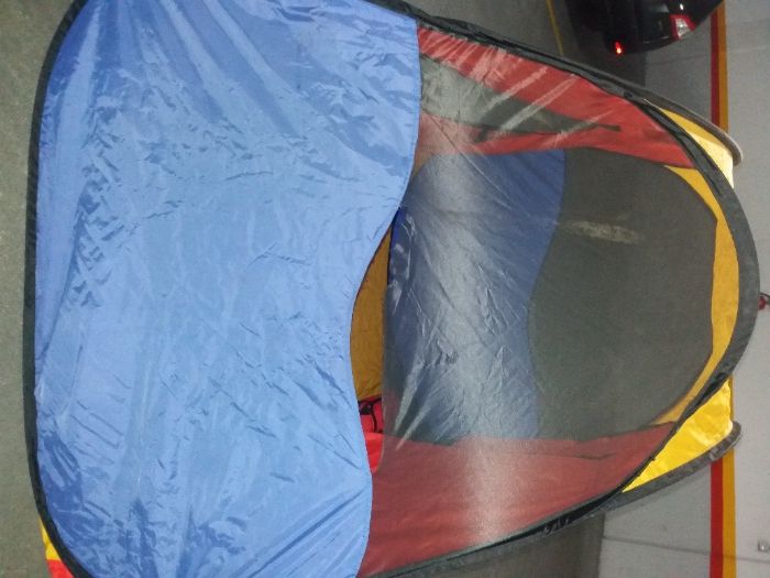 Tenda para criança - usado dentro do quarto