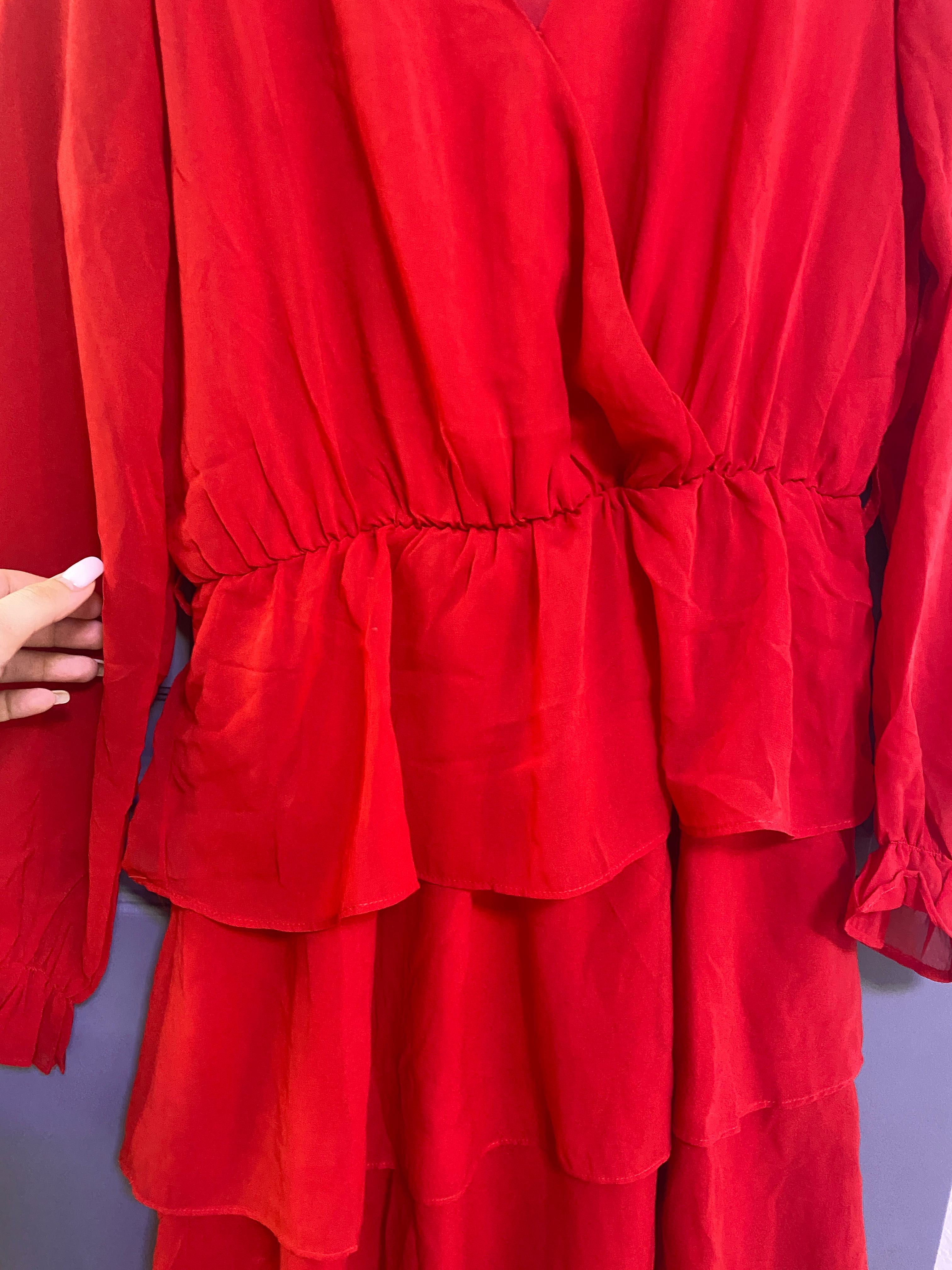 Червона міні-сукня