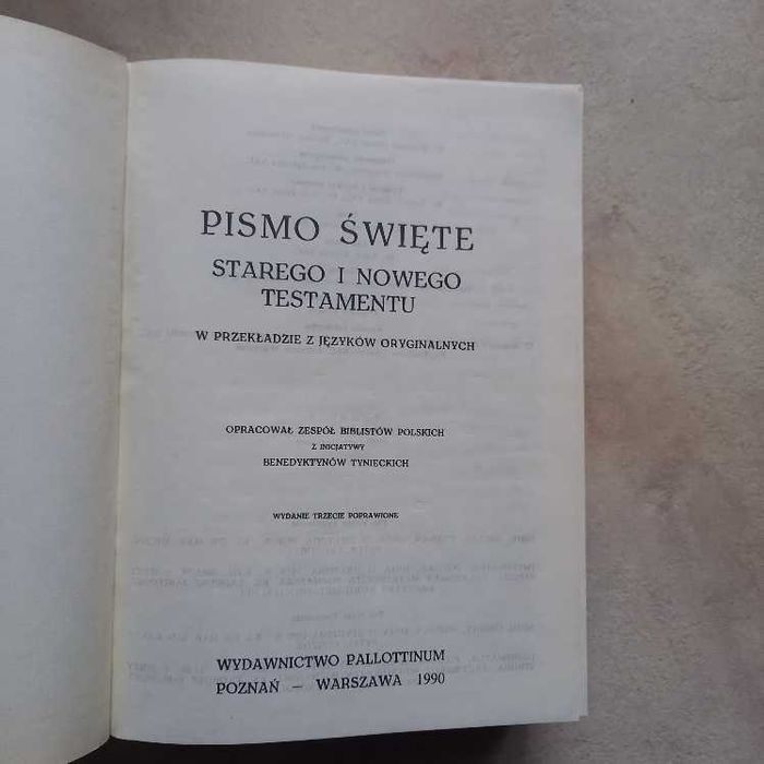 Pismo Święte Biblia Tysiąclecia III wydanie 1990 duży i grubszy format