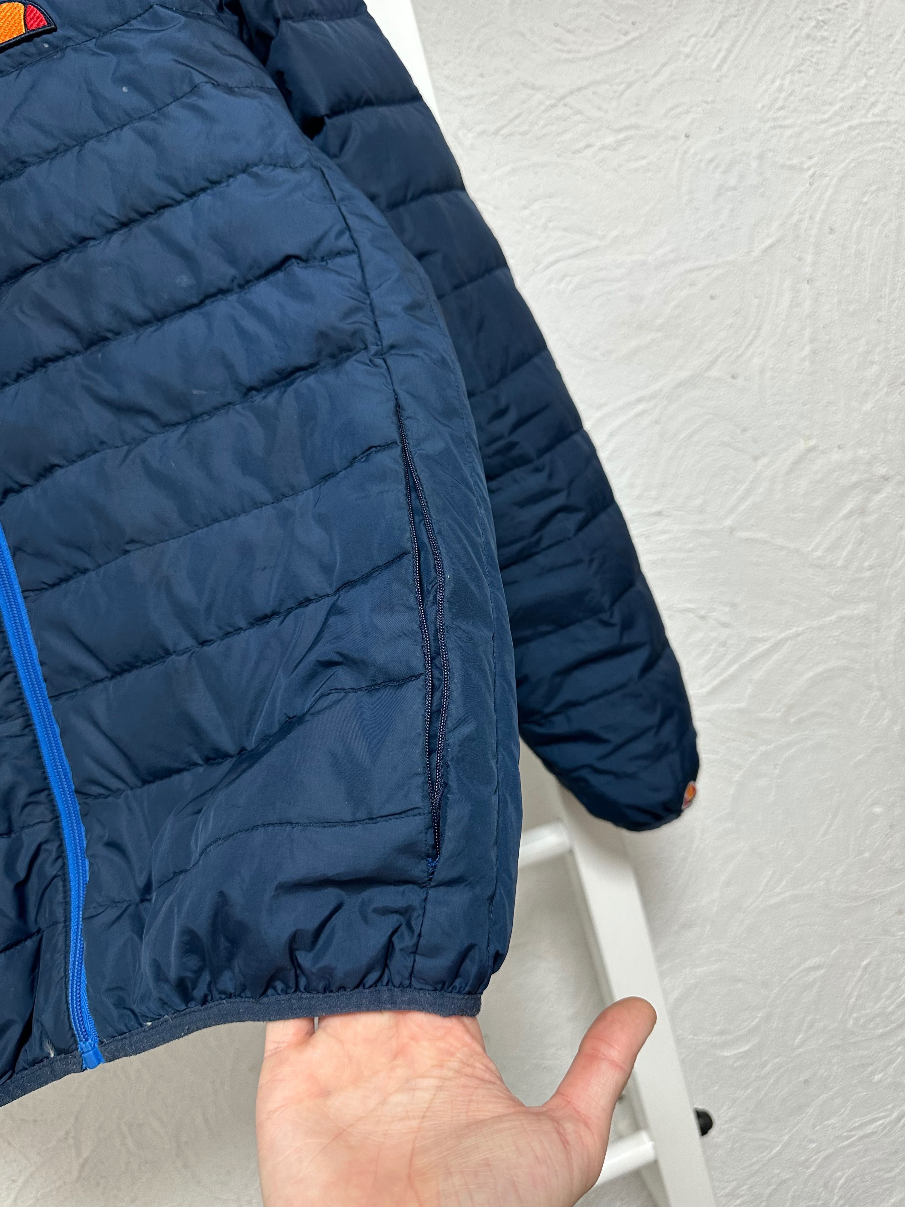 Пуховик ellesse S размер